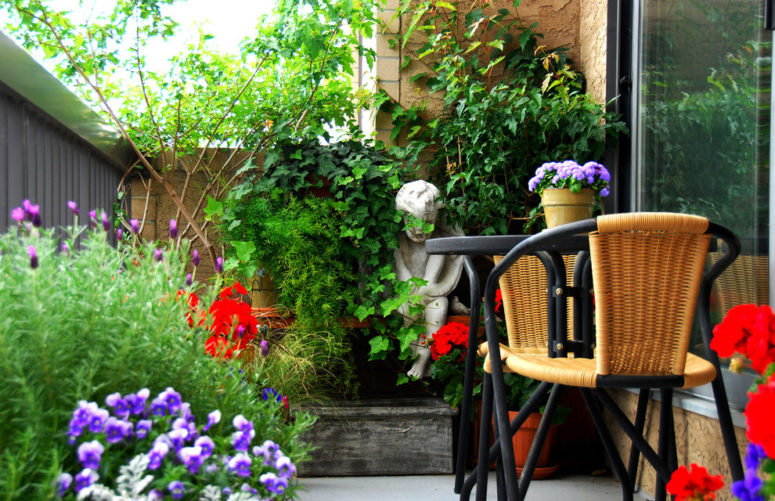 Garden Balcony Ideas: Transforming Small Spaces into Green Retreats