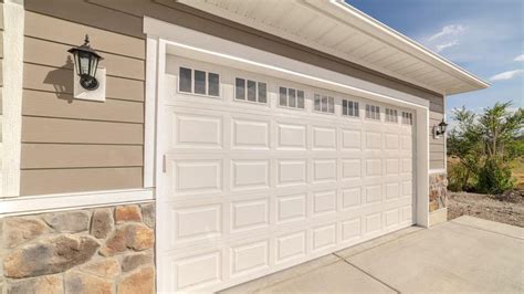 How to Find the Best Garage Door Supplier for Your Home in Buckeye, AZ