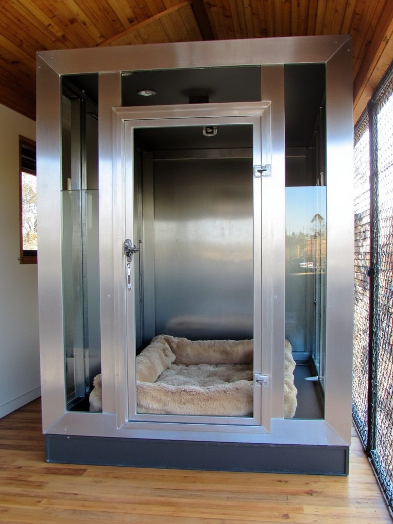 Industrialstyle metal dog kennel designs 0001
